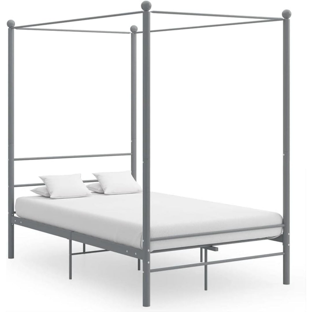 Ein Lattenrost an dem Bettgestell aus Metall mit den Massen 140 x 200 cm