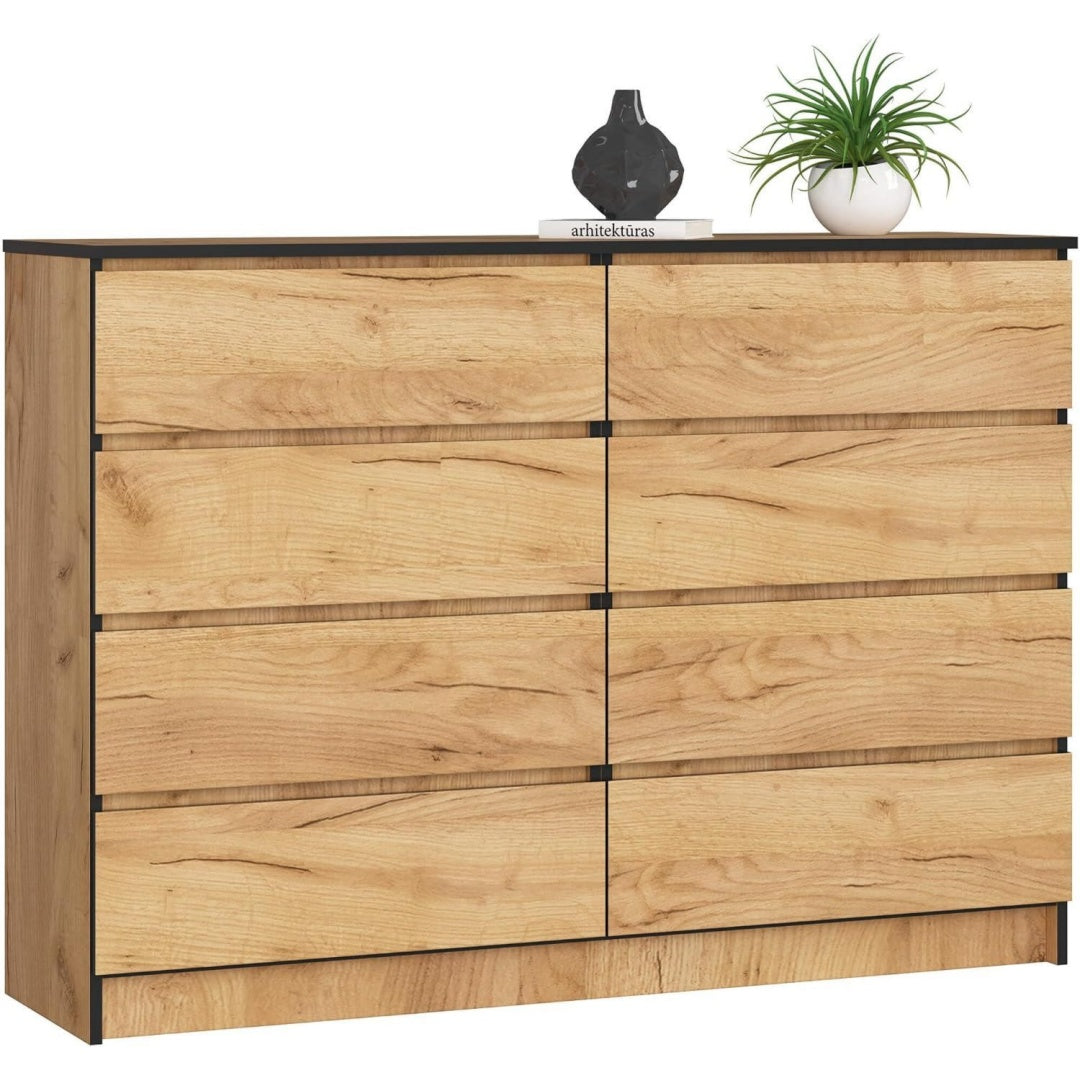 Das Sideboard misst 138 cm in Eichenbraun